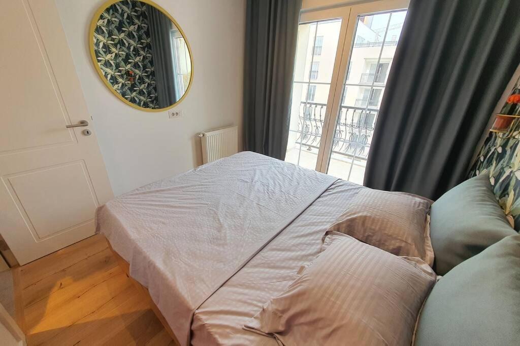 Luxury Green Apartment プリシュティナ エクステリア 写真
