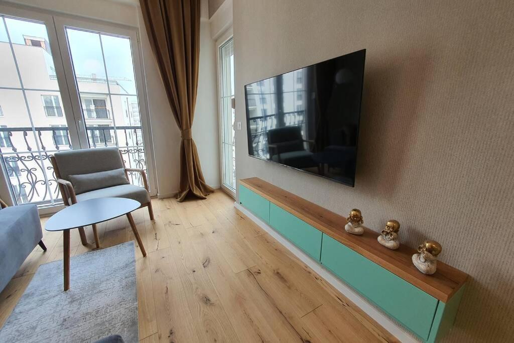 Luxury Green Apartment プリシュティナ エクステリア 写真
